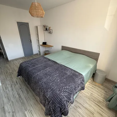 Apartment 3 Pieces Climatise, Terrasse, Equipe, A 10 Minutes Des Plages Et De Montpellier *