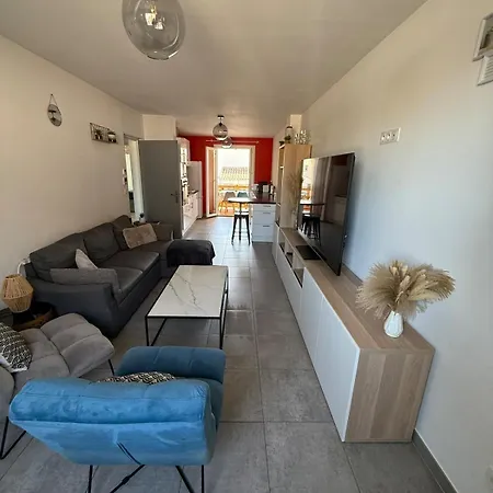 3 Pieces Climatise, Terrasse, Equipe, A 10 Minutes Des Plages Et De Montpellier Apartment